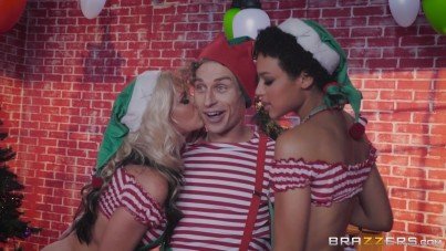 Brazzers-Santas Twerkshop
