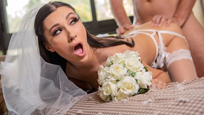 Brazzers-Runaway Bride Needs Dick